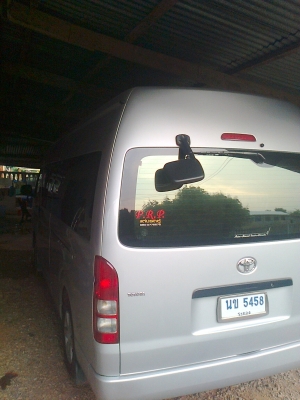 ขายดาวน์ รถตู้ Toyota หลังคาสูง (0870444515 เบอร์เจ้าของรถ)