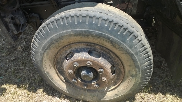 HINO หัว227 10ล้อ2เพลา220แรง ทำท้ายลาดบรรทุกแบคโฮใหญ่