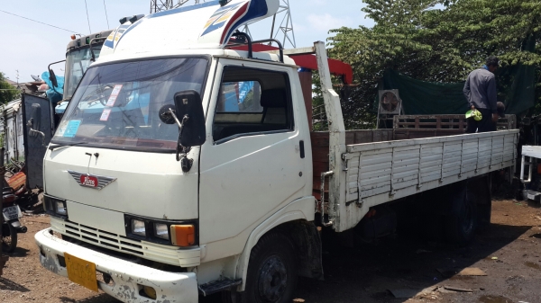 ขาย6ล้อฮีโน่KM779 เครื่องWO4D 117แรงม้า ยาว5.50เมตร พวงมาลัยพาวเวอร์ รถออกห้างแท้ๆ สภาพดีพร้อมใช้ ขาย6ล้อฮีโน่KM779 เครื่องWO4D 117แรงม้า ยาว5.50เมตร พวงมาลัยพาวเวอร์ รถออกห้างแท้ๆ สภาพดีพร้อมใช้