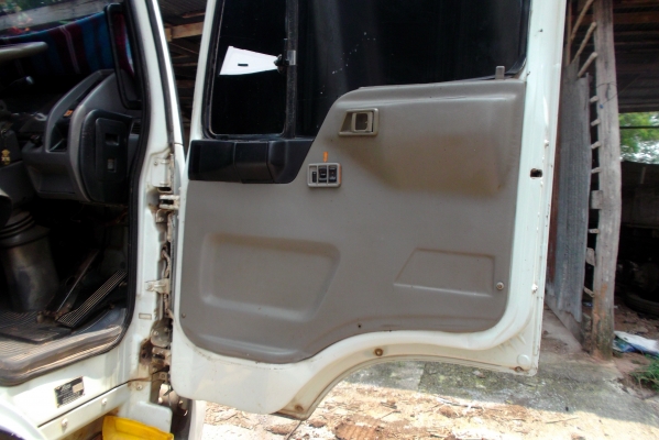 ขายด่วนรถสิบล้อFM3Mดรั้มแม่ตัวเดียวเครือง240แรงม้าปี39