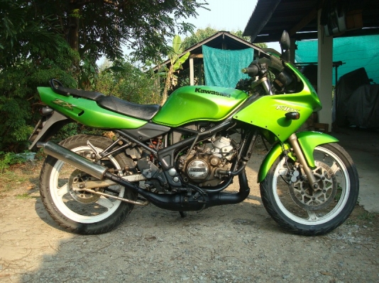 ขาย kawasaki ZX 150 เลิกสะสมแล้วครับ