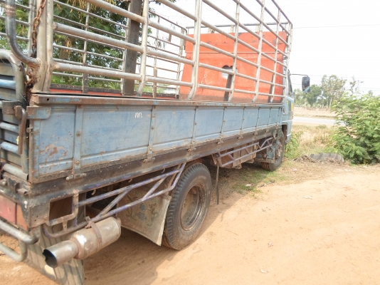 ขายด่วนอีซูซุ115npr แท้ดเดิมๆครับรถพร้อมใช้งาน