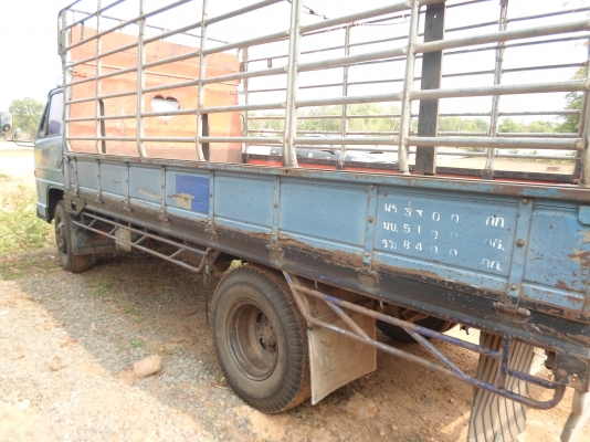 ขายด่วนอีซูซุ115npr แท้ดเดิมๆครับรถพร้อมใช้งาน