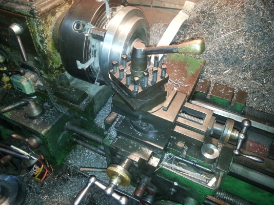 ขายเครื่องกลึง7ฟุต2เพลา