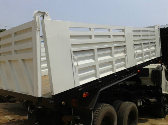 ขายรถพ่วงสิบล้อดัมพ์ Hino Mega เครื่อง 260 แรง ปี 49 กระบะดัมพ์สามมิตรแม่ลูก ลูก 2 เพลา