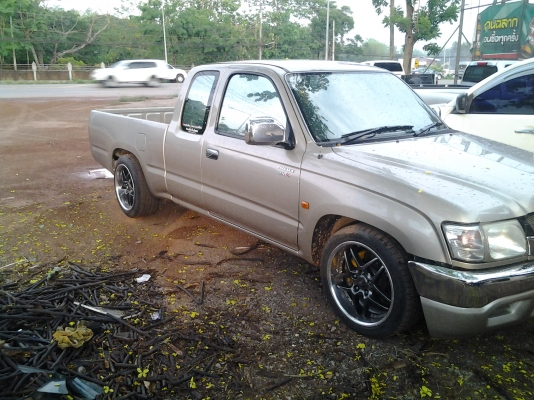 ขายรถซิ่งพร้อมใช้เครื่องเสียงชุดให่ญ