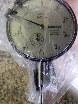 ไดอัลเกจ mitutoyo ความละเอียด 0.01 มม. หน้าปัดใหญ่ มีทั้งแบบเลื่อนขึ้นลงระยะ 10 มม.และแบบ ขากระดกโยกขึ้นลงแล้วแต่การใช้งาน