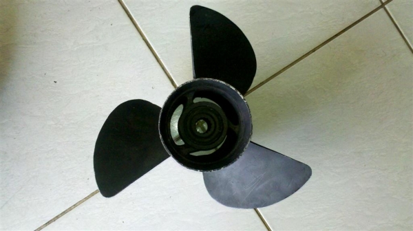 ขาย ใบพัดอลูมิเนี่ยม Yamaha แท้ เครื่อง 150-225 แรงม้า