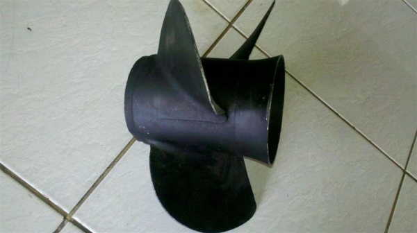 ขาย ใบพัดอลูมิเนี่ยม Yamaha แท้ เครื่อง 150-225 แรงม้า