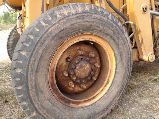 ขายรถตัก SD 20 ต่อแขนแล้ว สภาพพร้อมใช้ เอกสารสัญญาซื้อขาย