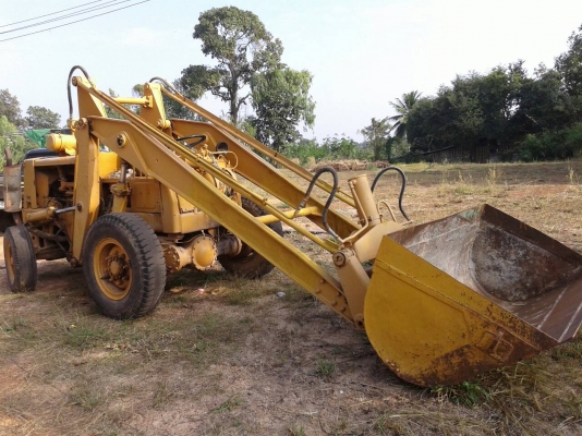 ขายรถตัก SD 20 ต่อแขนแล้ว สภาพพร้อมใช้ เอกสารสัญญาซื้อขาย