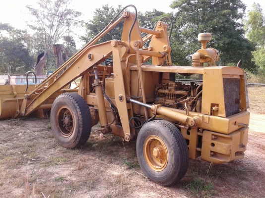 ขายรถตัก SD 20 ต่อแขนแล้ว สภาพพร้อมใช้ เอกสารสัญญาซื้อขาย