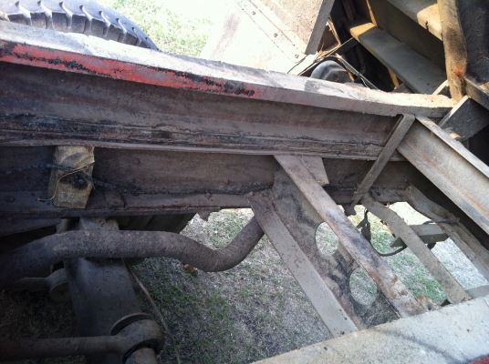 ---ขาย10ล้อหัวยาว เพลาเดียว ดัมพ์เกษตร เจ้าของเดียวตั้งแต่ป้ายแดง สวยพร้อมใช้ ---