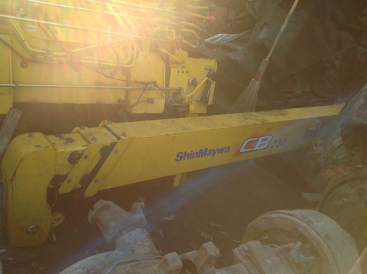 ขาย เครนติดรถ2.3T สภาพเหมือนใหม่ 90\%รุ่นใหม่ล่าสุด