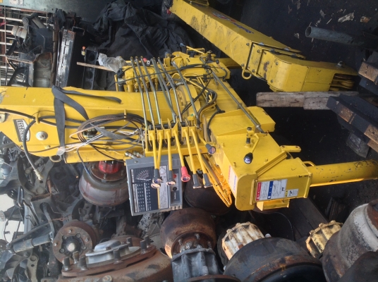 ขาย เครนติดรถ2.3T สภาพเหมือนใหม่ 90\%รุ่นใหม่ล่าสุด