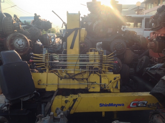 ขาย เครนติดรถ2.3T สภาพเหมือนใหม่ 90\%รุ่นใหม่ล่าสุด