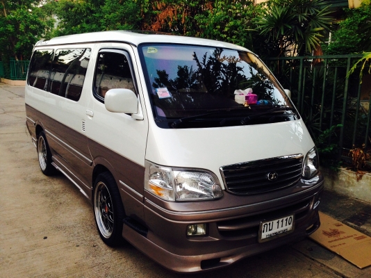 ขายรถตู้SUPER CUSTOM LIMITED ประกอบญี่ปุ่นแท้แท้ เท่สุด สวยสุดในรุ่น