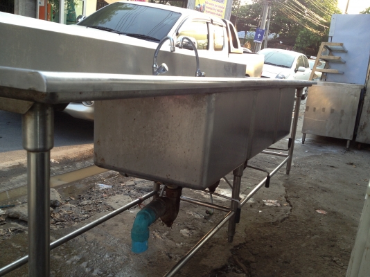 ขายซิ้งค์ล้างจานสเเตนเลส3หลุุมมี 3ตัว ขายซิ้งค์ล้างจานสเเตนเลส3หลุุมมี 3ตัว