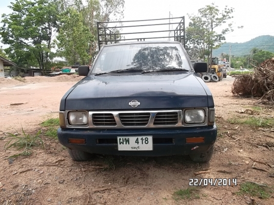 ขายรถกระบะ BIG-M เครื่องฝาแดง  BD25 จอโค้ง ปี96 ขาย85000