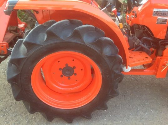 ปัญญาแทรคเตอร์มาแล้ว...คูโบต้า L3608 ใบมีดคานบน โรตาลี่ จัดส่ง อ.ทรายทองวัฒนา จ.กำแพงเพชร