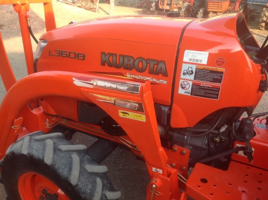 ปัญญาแทรคเตอร์มาแล้ว...คูโบต้า L3608 ใบมีดคานบน โรตาลี่ จัดส่ง อ.ทรายทองวัฒนา จ.กำแพงเพชร