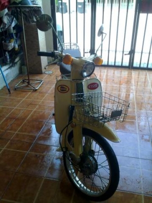 ขาย C70 k3 สีครีม สภาพเดิมๆ สวยมากๆ