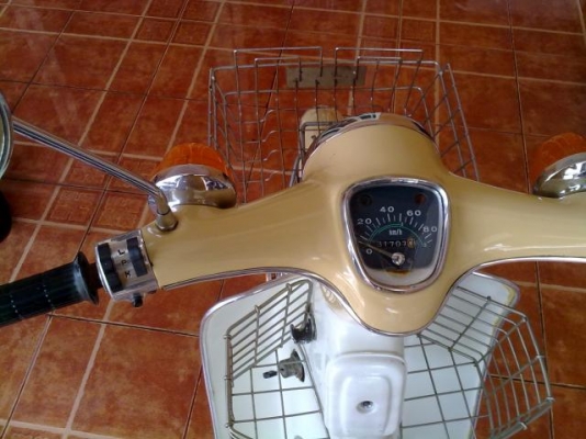 ขาย C70 k3 สีครีม สภาพเดิมๆ สวยมากๆ