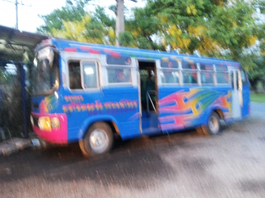 รถบัสเล็ก hino เครื่อง Isuzu พร้อมใช้งาน