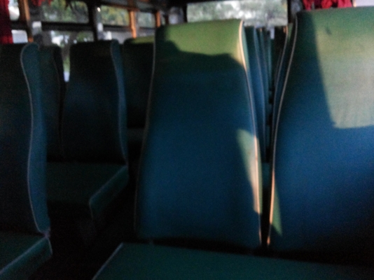 รถบัสเล็ก hino เครื่อง Isuzu พร้อมใช้งาน รถบัสเล็ก hino เครื่อง Isuzu พร้อมใช้งาน