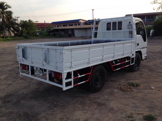 4ล้อไม่ติดเวลาอีซูซุNKR/100HP