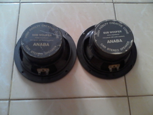 ขายลำโพงติดรถยนต์ 6 นิ้ว สภาพดี