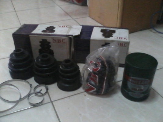 ขายยางหุ้มเพลาขับ Honda city type Z หรือใส่ Civic เตารีด ครบชุดครับ