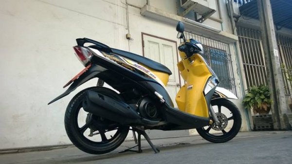 Mio 115i 2013 หัวฉีดประหยัด สีเหลืองสวยๆเลย ขายถูกๆ ต่อรองได้จ้า