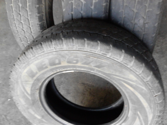 195R14   BRIDGESTONE LEO 677  โทร.081-427-3941