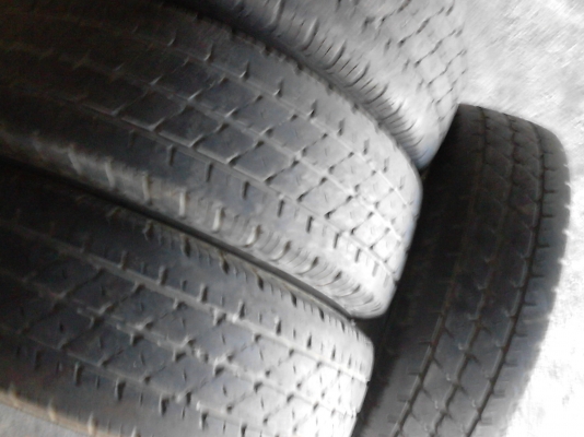 195R14   BRIDGESTONE LEO 677  โทร.081-427-3941