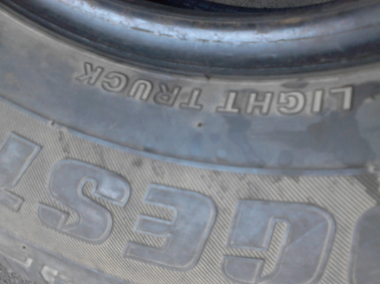 195R14   BRIDGESTONE LEO 677  โทร.081-427-3941