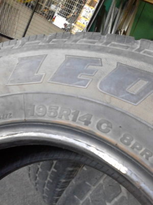 195R14   BRIDGESTONE LEO 677  โทร.081-427-3941