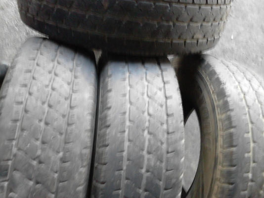 195R14   BRIDGESTONE LEO 677  โทร.081-427-3941