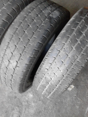 195R14   BRIDGESTONE LEO 677  โทร.081-427-3941