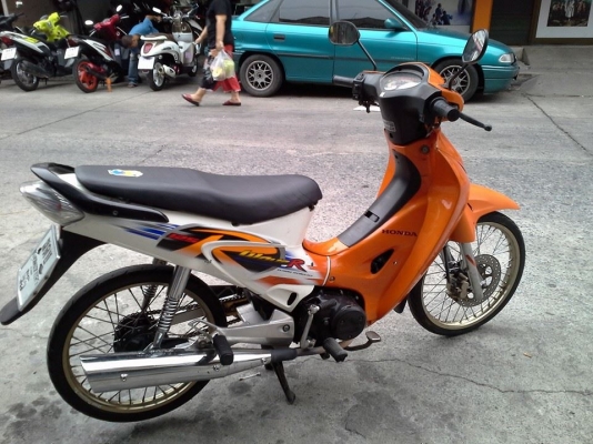Wave 125 r ปี 48 ส้ม ขาว รถสวย ชุดสีสด เครื่องเดิมแน่นๆ ท้าพิสูจน์ ลองขับได้ทุกวัน 