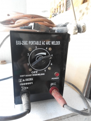 ตู้เชื่อมใช้ AC mini ไฟบ้าน 220 v.