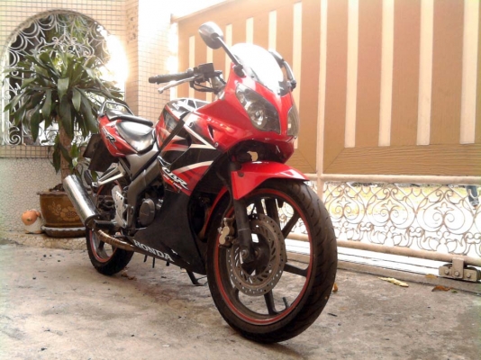 ขออนุญาติขาย HONDA CBR 150 ปี53 ตัวล่าสุด สตา์ร์ทมือ โอนให้ฟรี