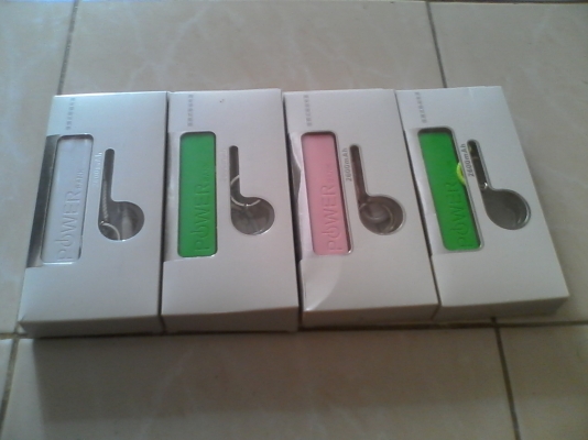 ขายที่ชาร์ตแบตมือถือสำรองขนาด 2600 mAh