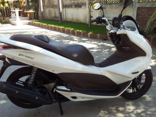 ขายPcx 125 สีขาวตาล ไมค์ 25000 ปี53 42000บ. สภาพดี งดต่อรอง เอกสารครบมีเล่ม ขายPcx 125 สีขาวตาล ไมค์ 25000 ปี53 42000บ. สภาพดี งดต่อรอง เอกสารครบมีเล่ม