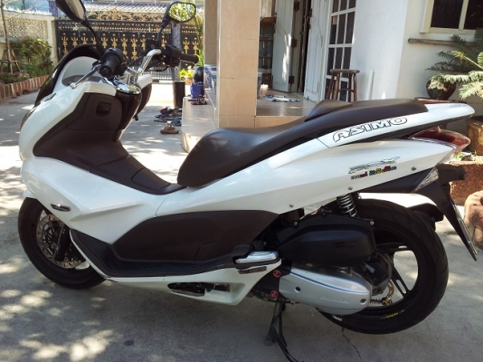 ขายPcx 125 สีขาวตาล ไมค์ 25000 ปี53 42000บ. สภาพดี งดต่อรอง เอกสารครบมีเล่ม
