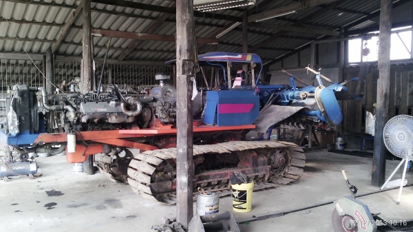 ขายรถตีดิน ฮีโน่ วี8