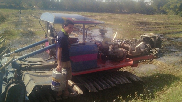 ขายรถตีดิน ฮีโน่ วี8