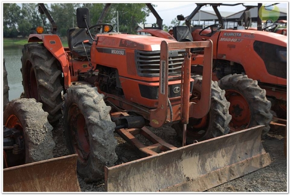 3 พ.ค 57 ยิ่งใหญ่กว่าเดิม งานประมูลเครื่องจักรกลการเกษตรมือสองที่ใหญ่ที่สุด 3 พ.ค 57 ยิ่งใหญ่กว่าเดิม งานประมูลเครื่องจักรกลการเกษตรมือสองที่ใหญ่ที่สุด