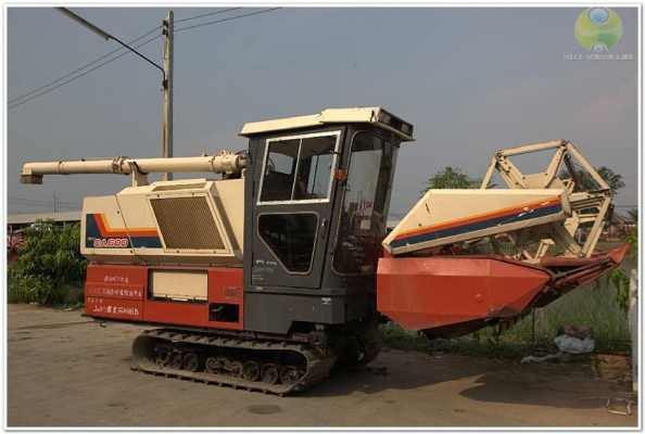 3 พ.ค 57 ยิ่งใหญ่กว่าเดิม งานประมูลเครื่องจักรกลการเกษตรมือสองที่ใหญ่ที่สุด 3 พ.ค 57 ยิ่งใหญ่กว่าเดิม งานประมูลเครื่องจักรกลการเกษตรมือสองที่ใหญ่ที่สุด