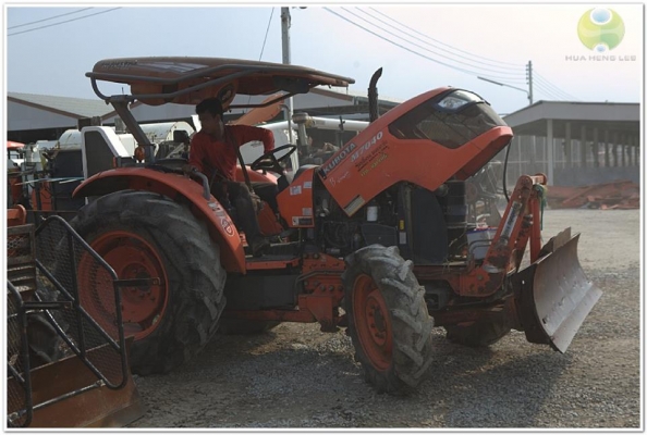 3 พ.ค 57 ยิ่งใหญ่กว่าเดิม งานประมูลเครื่องจักรกลการเกษตรมือสองที่ใหญ่ที่สุด 3 พ.ค 57 ยิ่งใหญ่กว่าเดิม งานประมูลเครื่องจักรกลการเกษตรมือสองที่ใหญ่ที่สุด